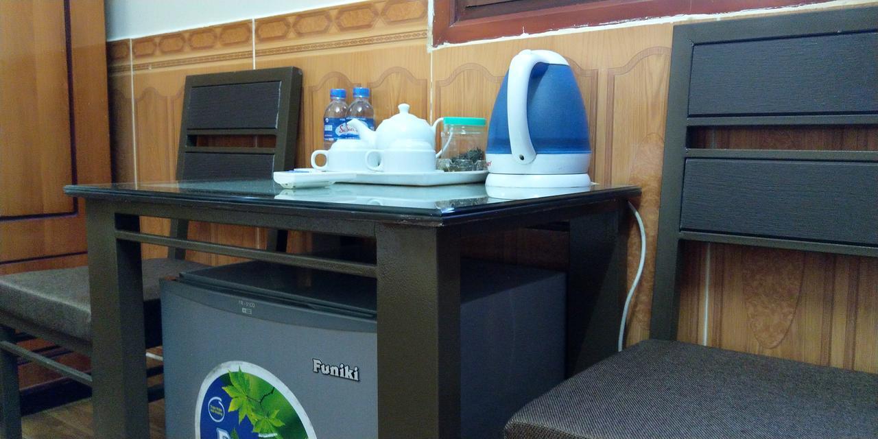 Backpackers Hotel Hà Tĩnh Exteriör bild