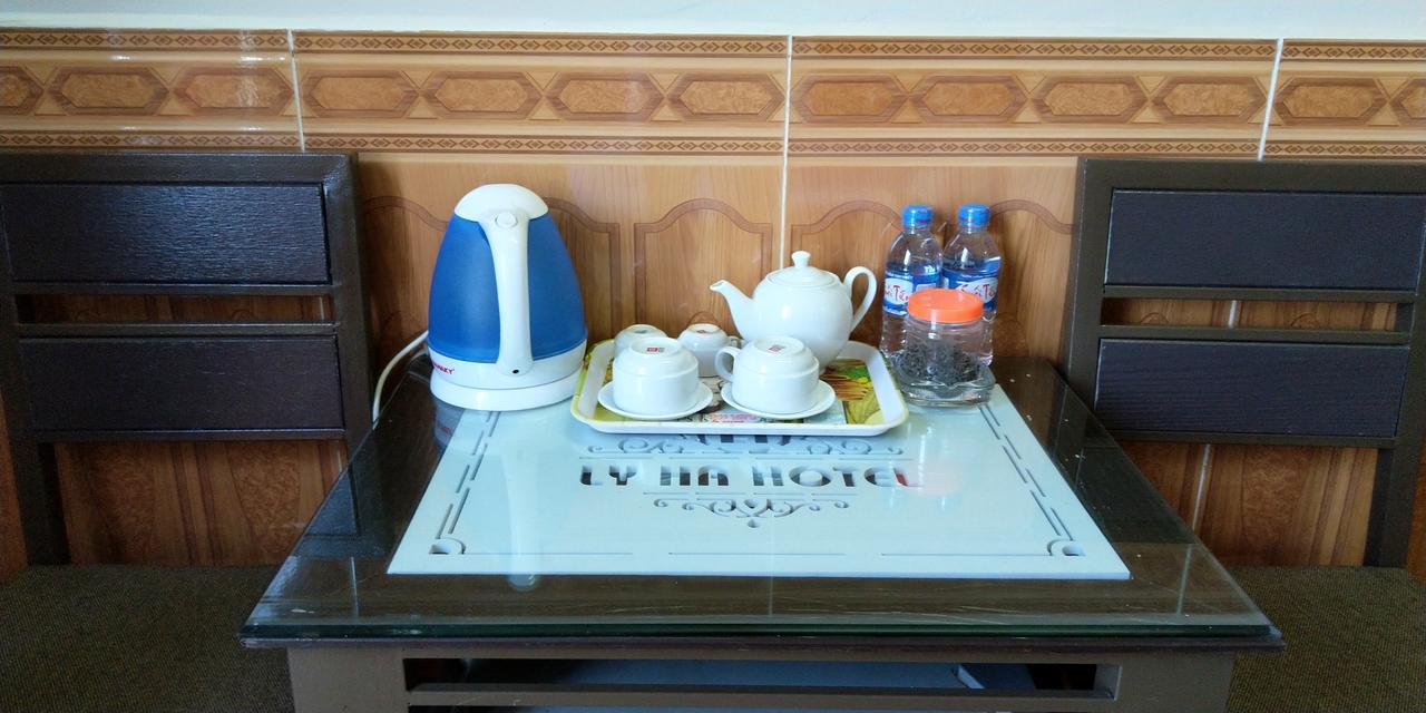 Backpackers Hotel Hà Tĩnh Exteriör bild
