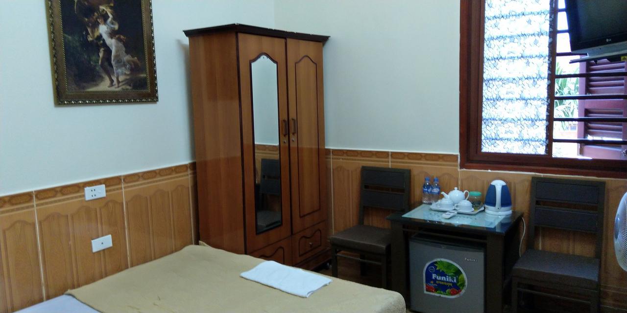 Backpackers Hotel Hà Tĩnh Exteriör bild
